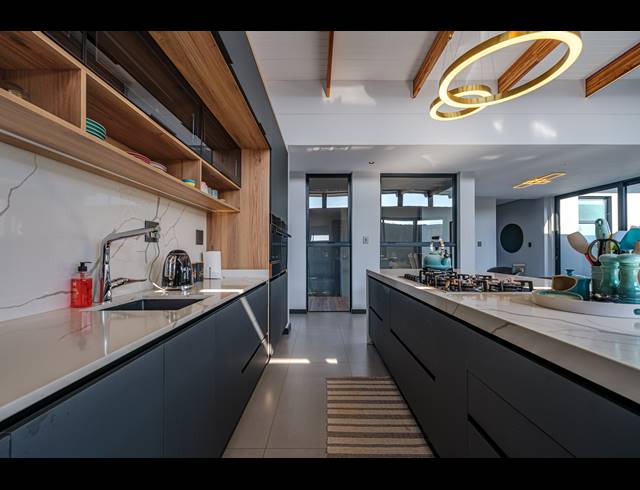 4 BEDROOM FREEHOLD FOR SALE IN SEATON ESTATE